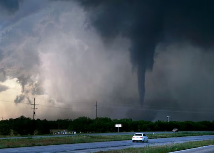 Why is Oklahoma facing a rare high-risk weather warning?